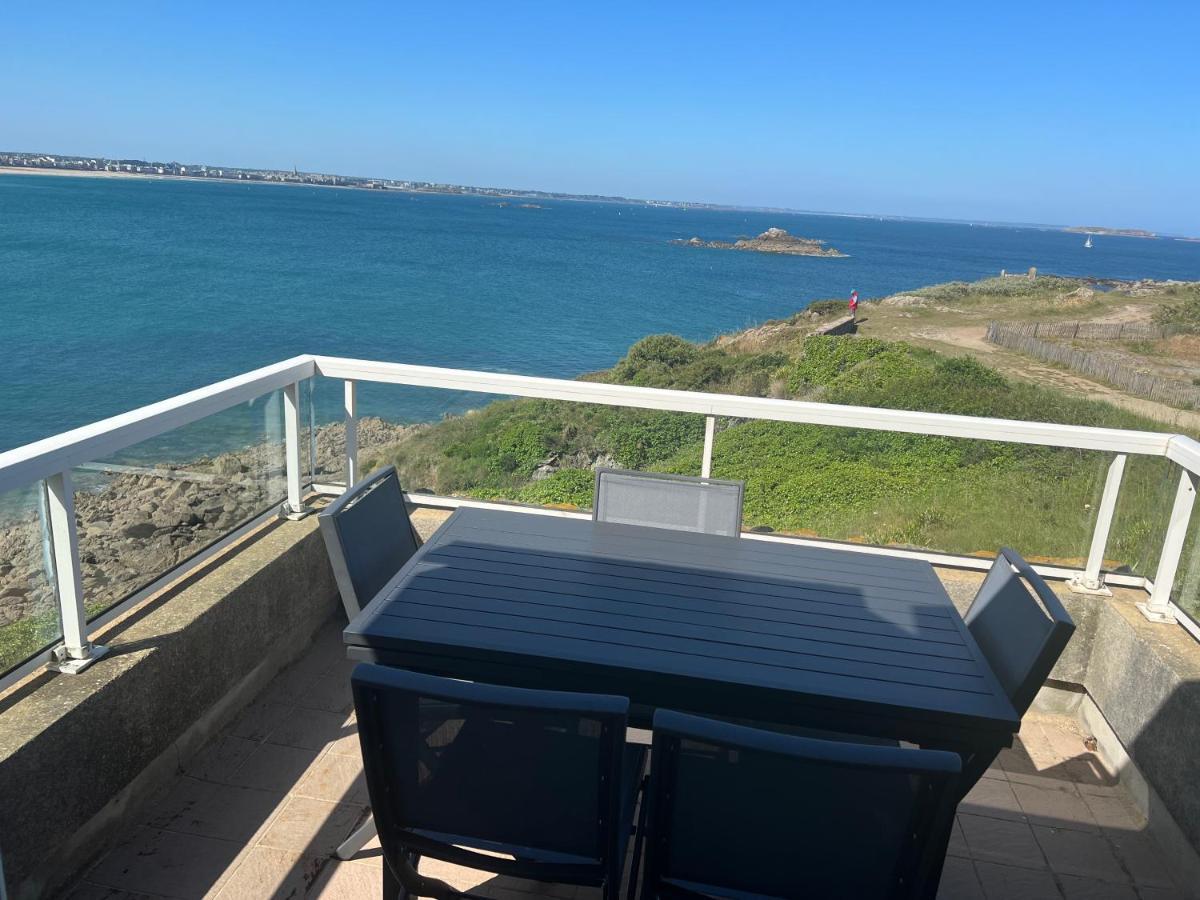 Le Cezembre - Vue 180 Baie St Malo Villa Saint-Malo Exterior photo